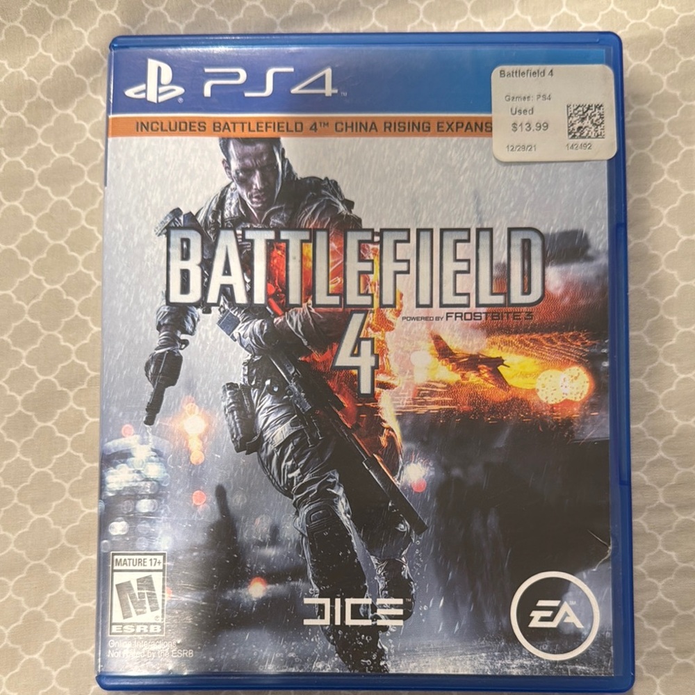 PS4 Game Bundle: Call of Duty & Assassin's Creed Unity. 5 games total. See pics